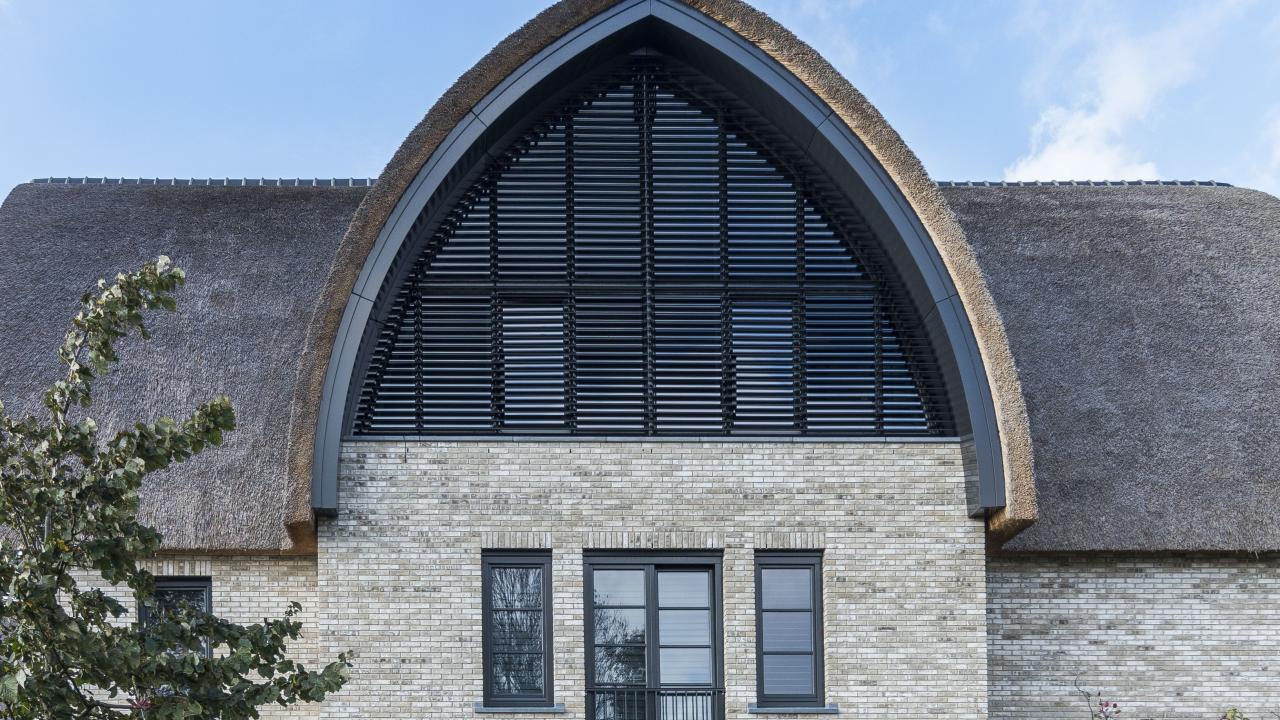 Zonwering Louver Sunshield REALISEER JE DROOMHUIS