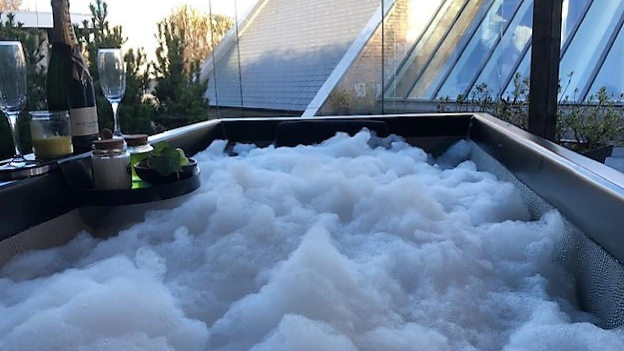 loungebath bubbelbad beurs eigen huis